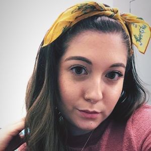 Meet your Posher, Danielle